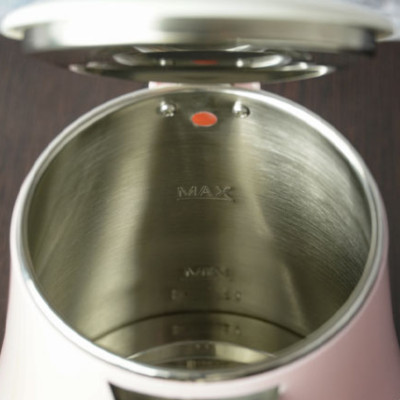 Електрочайник KETTLE-1 рожевий Електрочайник KETTLE-1 рожевий